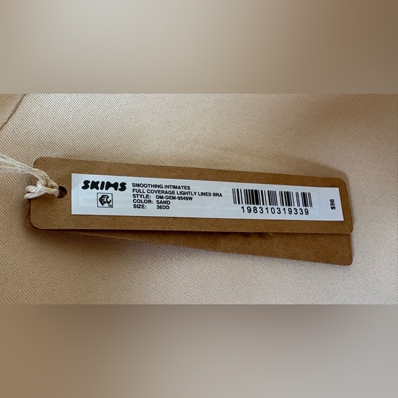 SKIMS Kim Kardashian smoothing intimates full coverage bra 36DD new with tags - Picture 4 of 4